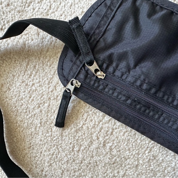 Black Fanny Pack - Picture 3 of 4